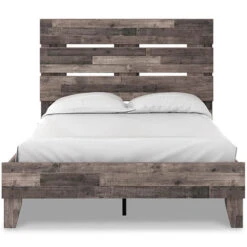 Signature Design By Ashley Neilsville Platform Bed - Queen