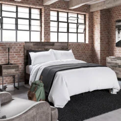 Signature Design By Ashley Neilsville Platform Bed - Queen -Exquisite Home imageService 1897