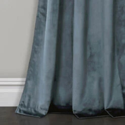 Lush Decor Prima Velvet Solid Room Darkening Curtain Panel Set -Exquisite Home imageService 2568