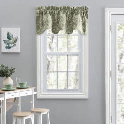Other Lexington Leaf Lined Scallop Valance -Exquisite Home imageService 2798