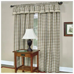 Buffalo Check Window Panel