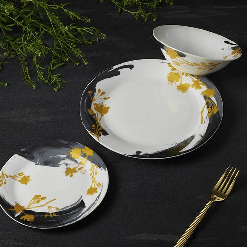 Fitz And Floyd Carmen 24-Piece Dinnerware Set 3 Fitz And Floyd Carmen 24-Piece Dinnerware Set - Image 3