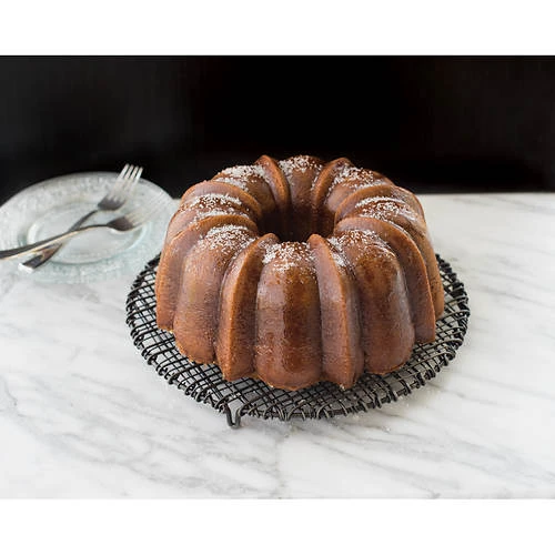Nordic Ware Anniversary Bundt® Pan 1 Nordic Ware Anniversary Bundt® Pan