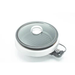 Aroma 3-Quart 3-in-1 White Grillet